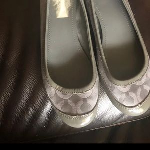 Coach flats